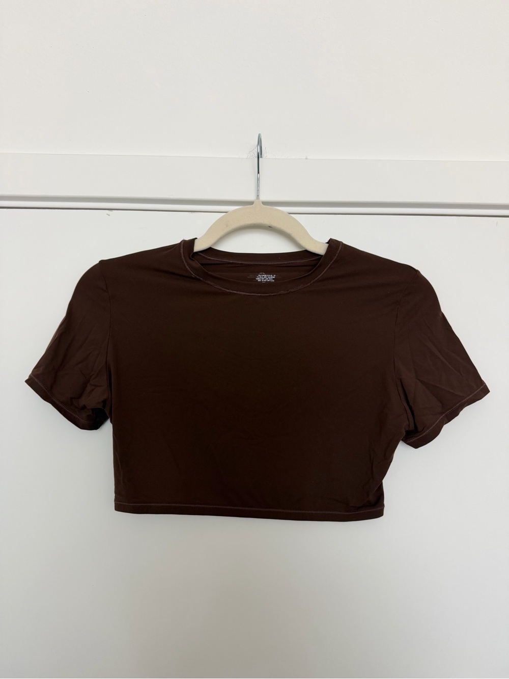 SKIMS Brown Cropped Crew Tee